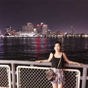 Meet your Posher, Olivia